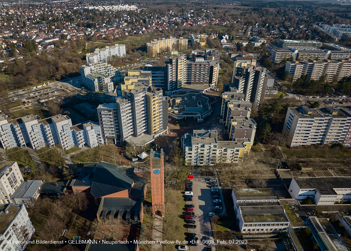 07.02.2023 - Luftbilder vom Marx-Zenrtum und Umgebung in Neuperlach